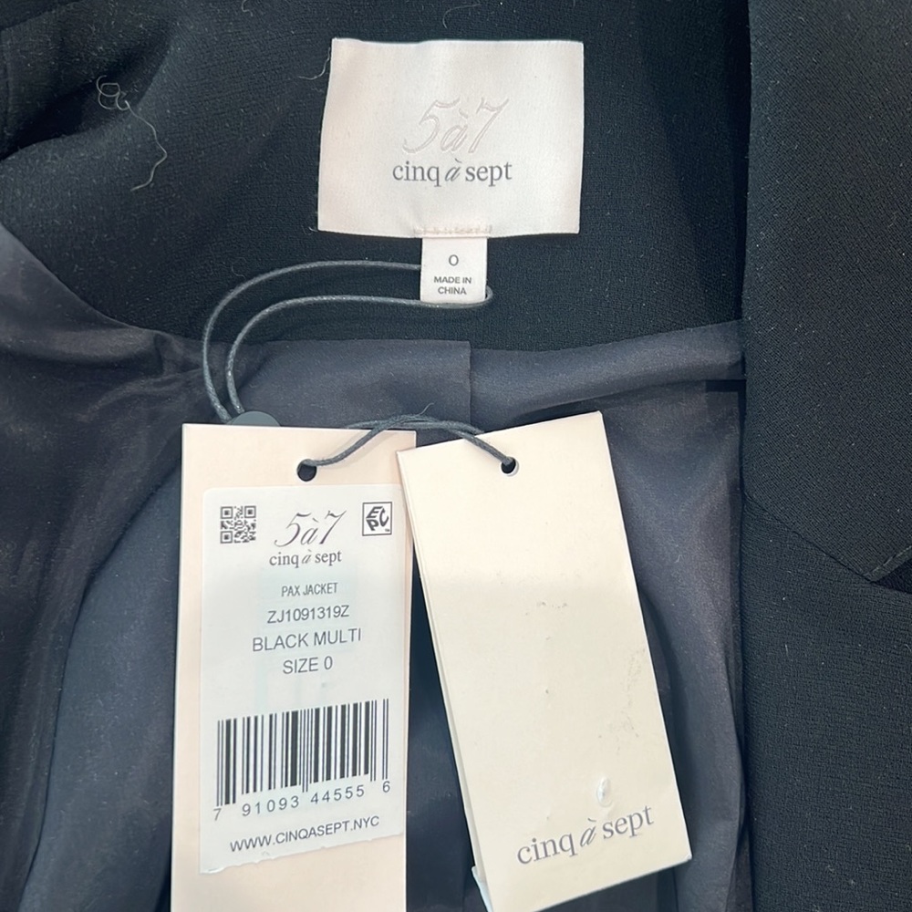 cinq a sept Black Crepe Lamour Pax Jacket. 0 - Picture 8 of 9